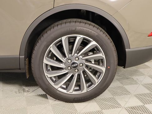 New 2025 Lincoln Corsair Reserve image 20