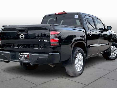 Used 2023 Nissan Frontier SV w/ SV Premium Package image 12