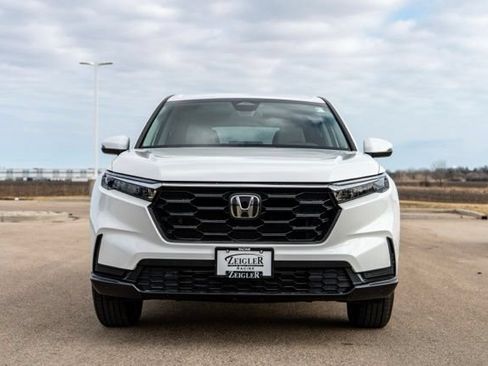 Used 2024 Honda CR-V LX image 2