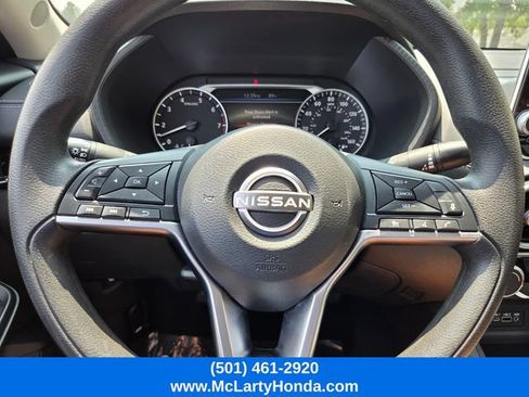 Used 2024 Nissan Sentra SV FWD image 26