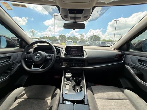 Used 2021 Nissan Rogue S FWD image 28
