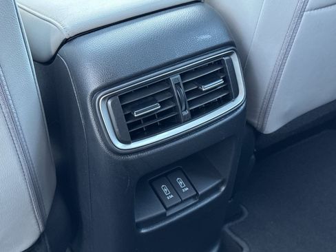 Used 2019 Honda CR-V Touring image 13
