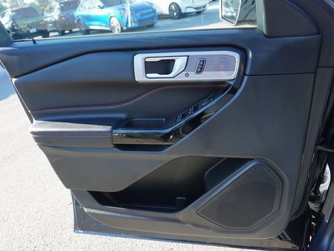 Certified 2023 Ford Explorer ST-Line w/ Class IV Trailer Tow Package image 28