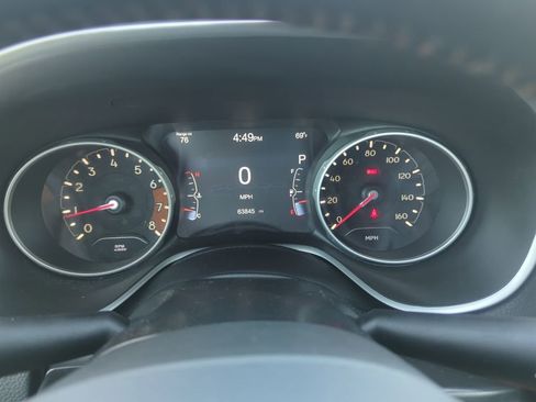 Used 2019 Jeep Compass Latitude w/ Popular Equipment Group AWD/4WD image 19