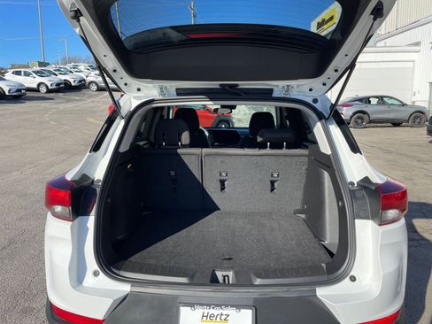 Used 2025 Chevrolet TrailBlazer LT image 29