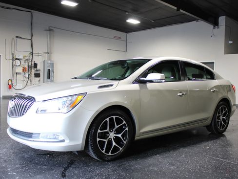 Used 2016 Buick LaCrosse Sport Touring w/ Experience Buick Package FWD image 6