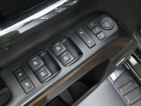 Used 2018 GMC Sierra 3500 Denali image 22