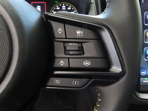 Certified 2025 Subaru Crosstrek 2.5i Sport w/ Crosstrek Mirror Package image 15