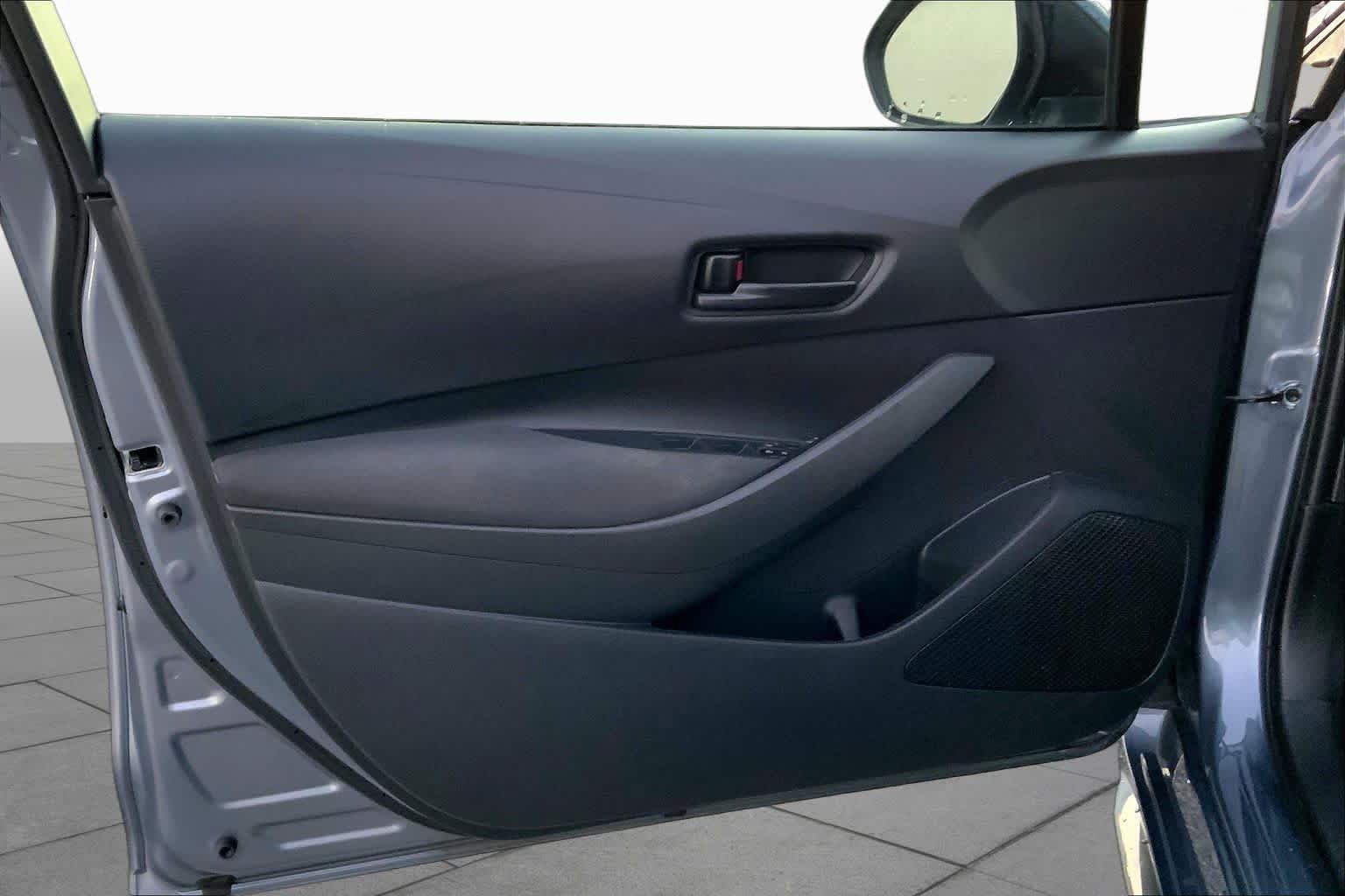 Used 2024 Toyota Corolla LE FWD image 19