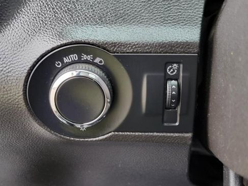 Used 2010 Chevrolet Camaro LT image 15