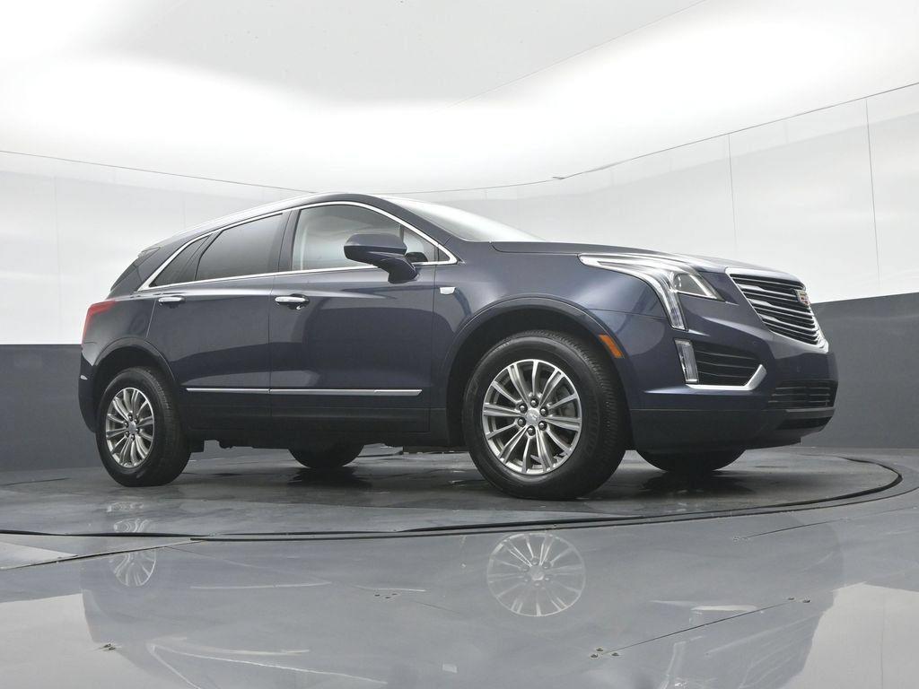 Used 2018 Cadillac XT5 Luxury w/ Driver Awareness Package FWD image 59