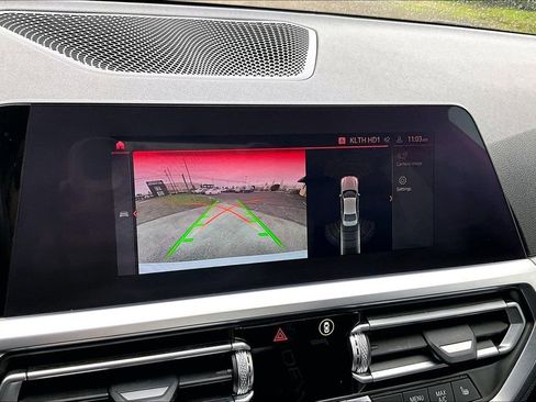 Used 2021 BMW 330i Sedan w/ Driving Assistance Package image 29