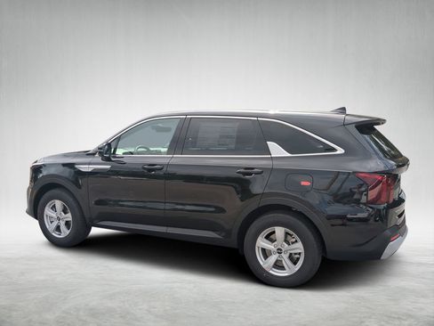New 2026 Kia Sorento LX image 5