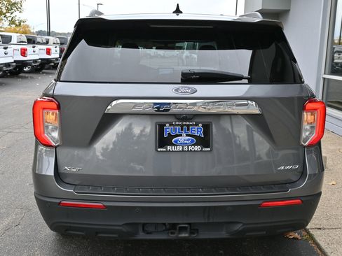 Used 2021 Ford Explorer XLT w/ Class III Trailer Tow Package image 6