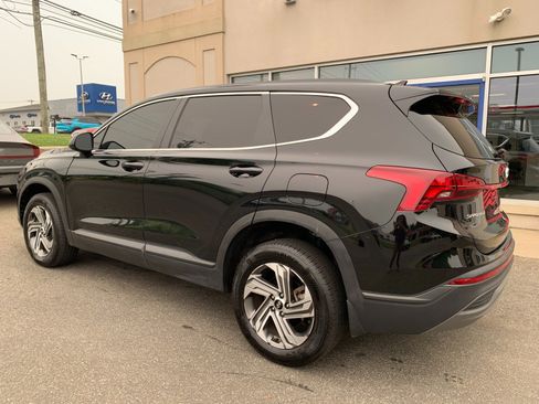 Used 2023 Hyundai Santa Fe SE AWD/4WD image 5