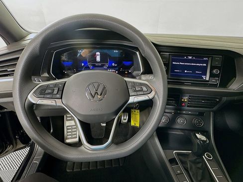 Used 2023 Volkswagen Jetta Sport FWD image 11