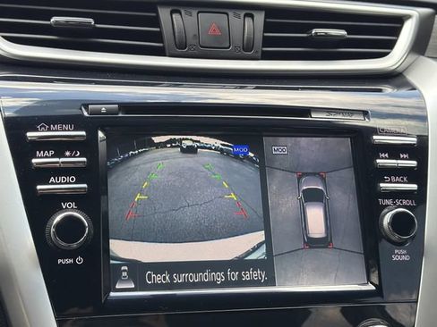 Used 2016 Nissan Murano Platinum w/ Platinum Technology Package FWD image 19