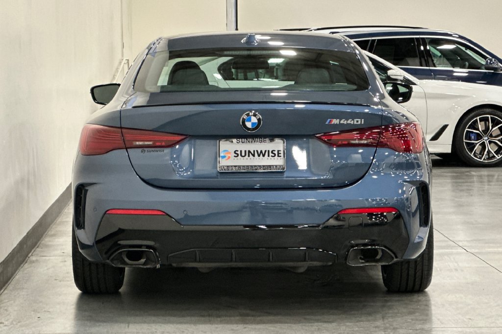 Used 2026 BMW M440i Coupe w/ Parking Assistance Package RWD image 5
