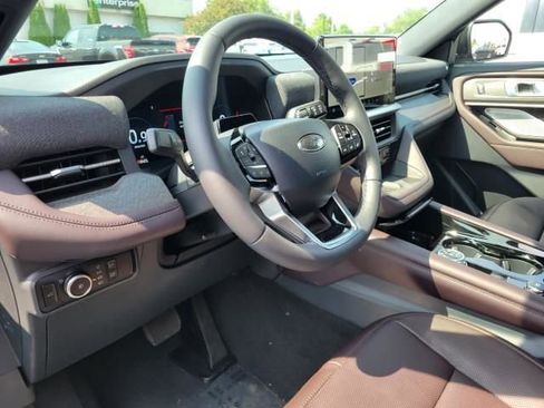 New 2025 Ford Explorer Platinum w/ LUX Leather Package image 25