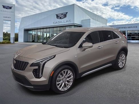 Used 2022 Cadillac XT4 Premium Luxury w/ Technology Package image 1