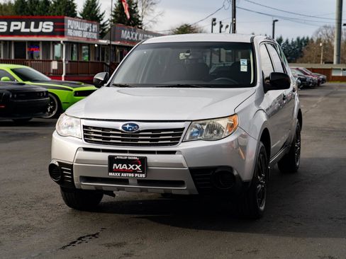 Used 2010 Subaru Forester 2.5X image 4