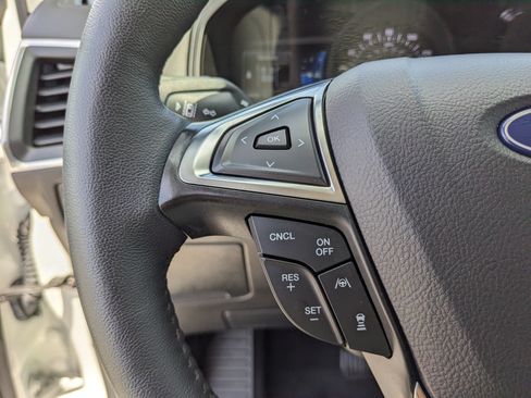 Used 2024 Ford Edge Titanium w/ Equipment Group 301A AWD/4WD image 32