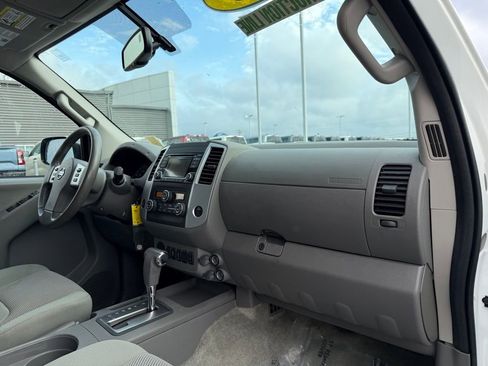 Used 2016 Nissan Frontier SV w/ SV Value Truck Package image 21