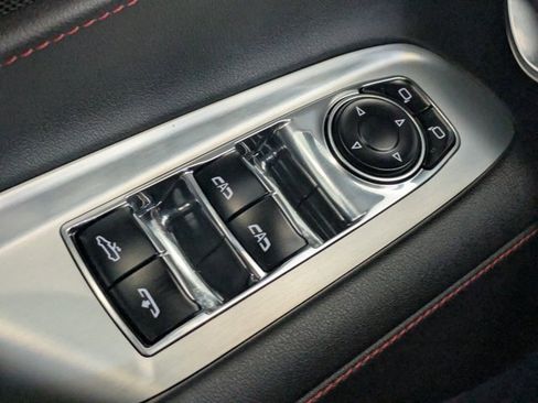 Used 2026 Chevrolet Corvette Stingray Convertible w/ 1LT image 15