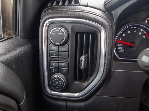 Used 2020 Chevrolet Silverado 1500 LTZ w/ LTZ Premium Package AWD/4WD image 22