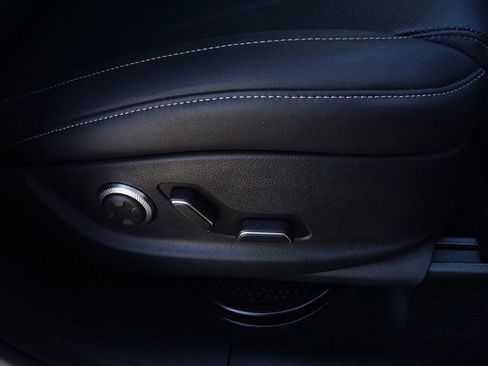 Certified 2025 Genesis GV80 2.5T Select image 23