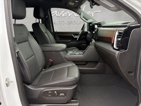 Used 2024 GMC Sierra 2500 Denali AWD/4WD image 24