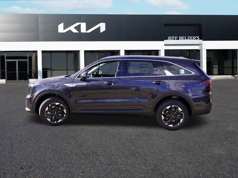 New 2026 Kia Sorento S image 6