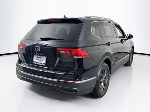 Used 2024 Volkswagen Tiguan SE FWD image 5