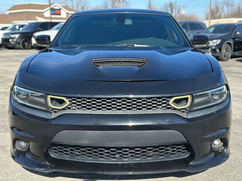 Used 2017 Dodge Charger R/T image 3