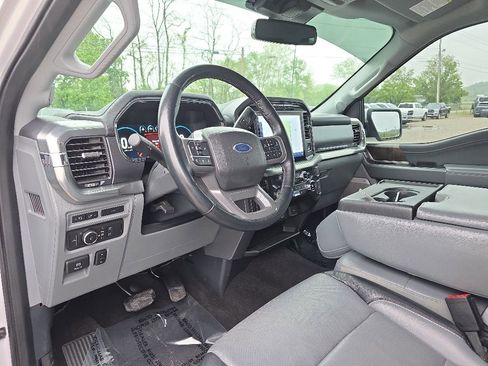 Used 2021 Ford F150 Lariat w/ Equipment Group 501A Mid AWD/4WD image 11