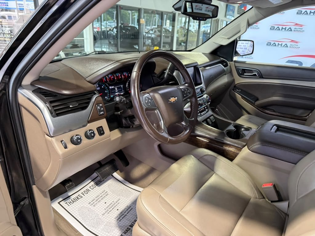 Used 2020 Chevrolet Suburban LT AWD/4WD image 24