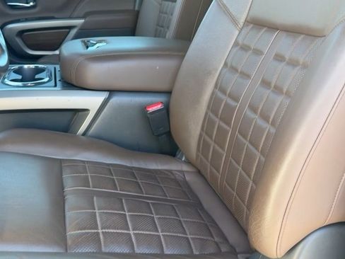 Used 2023 Nissan Titan Platinum Reserve w/ Moonroof Package image 19