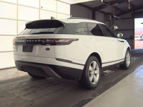 Used 2018 Land Rover Range Rover Velar S image 8