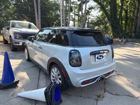 Used 2017 MINI Cooper S FWD image 7