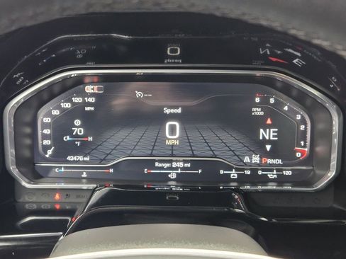 Used 2024 GMC Sierra 1500 SLT image 13