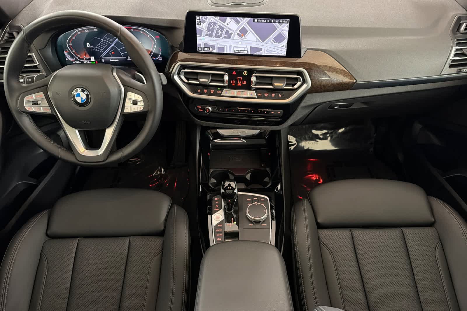 Used 2023 BMW X3 xDrive30i w/ Convenience Package AWD/4WD image 3