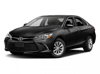 Used 2017 Toyota Camry XLE video 1