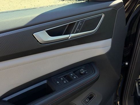 New 2026 Volkswagen Atlas Peak Edition image 20