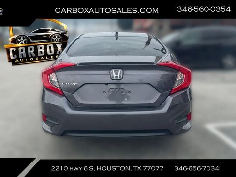 Used 2018 Honda Civic EX-T image 4