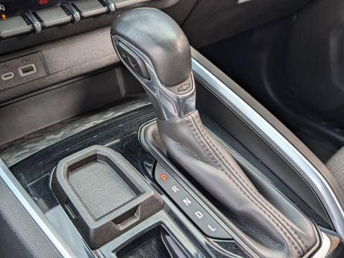 Used 2023 Chevrolet Colorado LT image 31