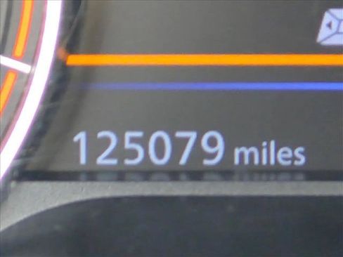 Used 2019 Nissan Altima 2.5 SR FWD image 11