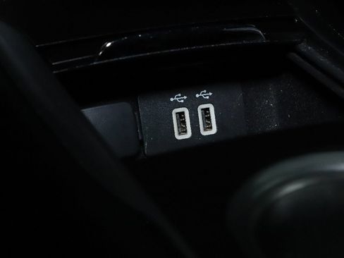 Used 2019 Lincoln MKC Premiere FWD image 27