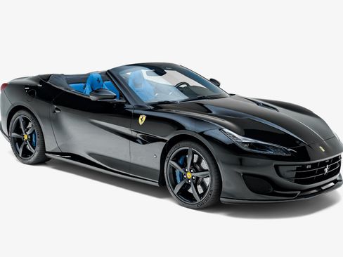 Used 2019 Ferrari Portofino RWD image 9