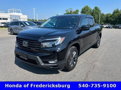 Used 2021 Honda Ridgeline Sport image 2