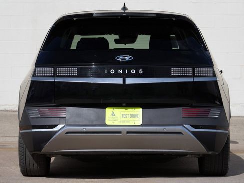 Used 2022 Hyundai Ioniq 5 SE w/ Cargo Package RWD image 10